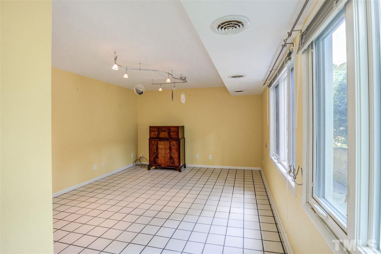 3413 Edgemont Drive Raleigh, NC 27612 - Photo 27 of 30