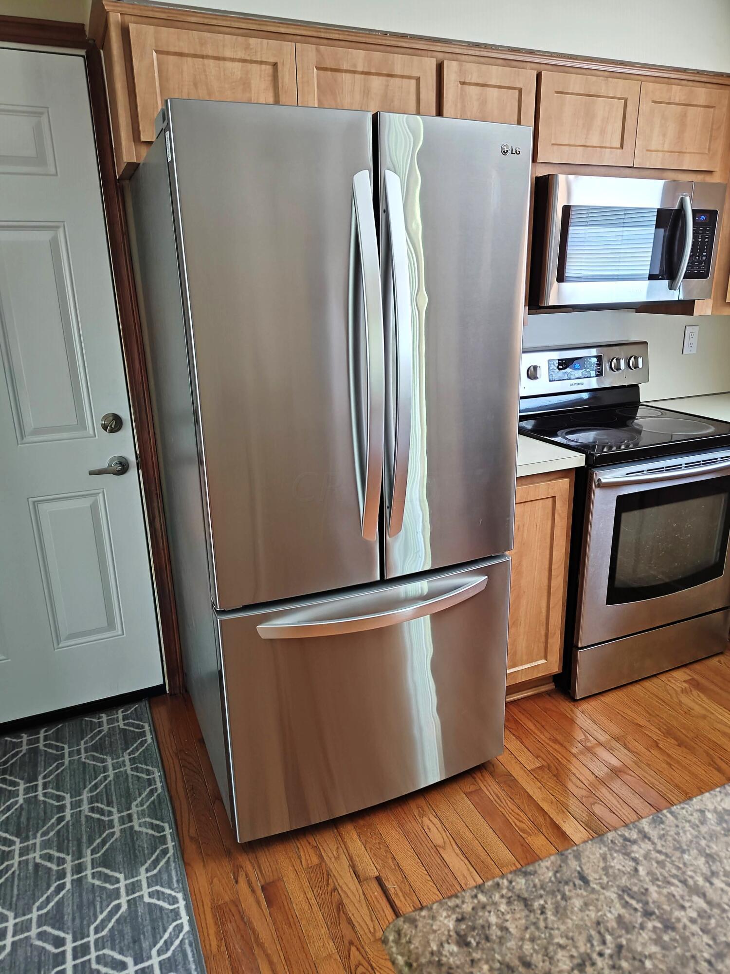 5644 Outville Road Southwest Pataskala, OH 43062 - Photo 14 of 48 Refrigerator