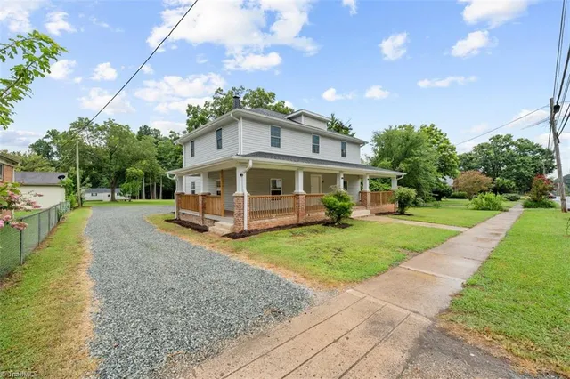 $375,000 | 805 West 5th Avenue, Lexington, NC 27292