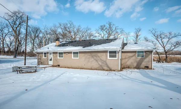 $307,500 | 21339 West Morton Drive, Lake Villa, IL 60046