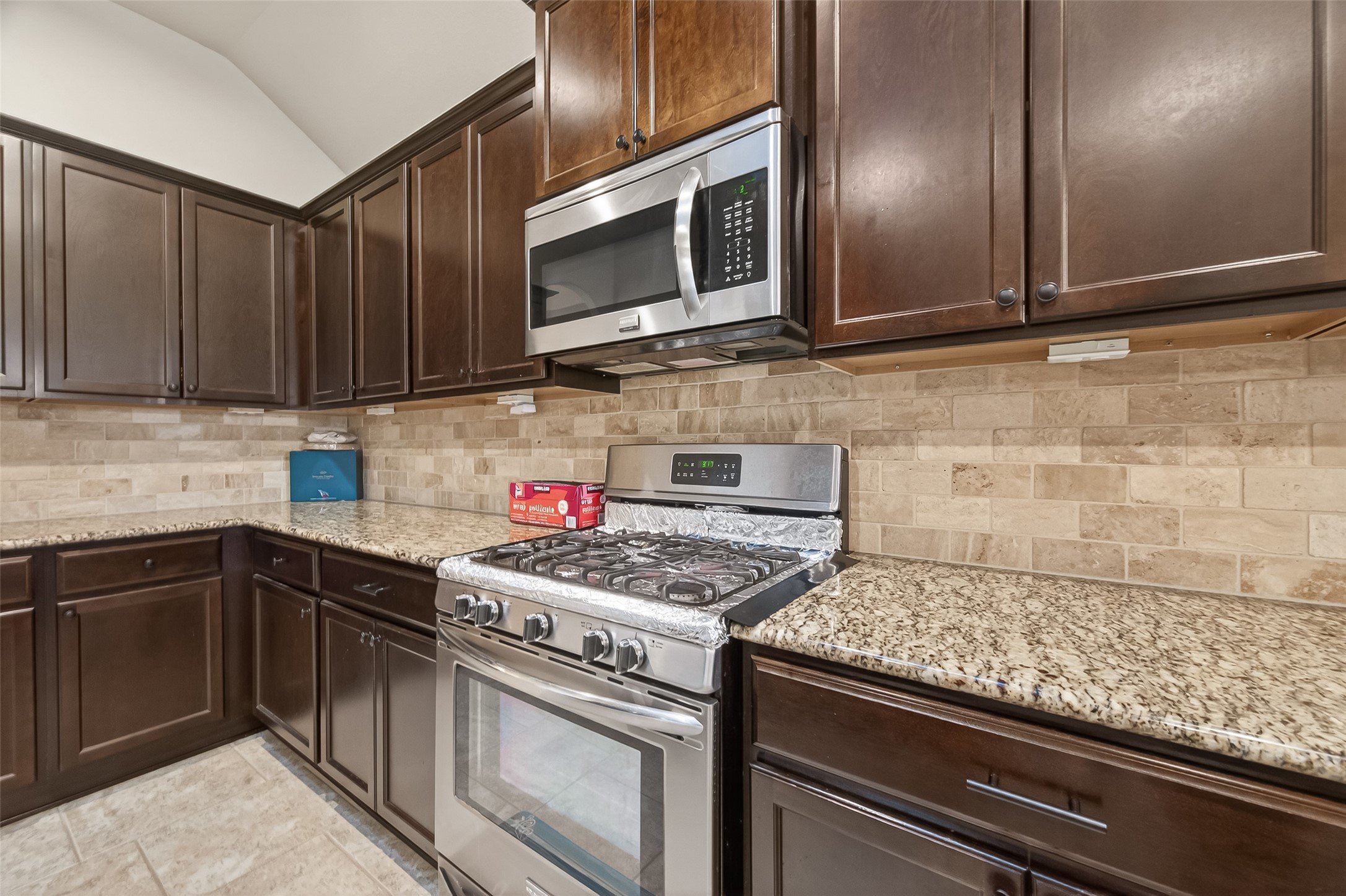 4418 Rustic Montell Lane Katy, TX 77493 - Photo 14 of 36