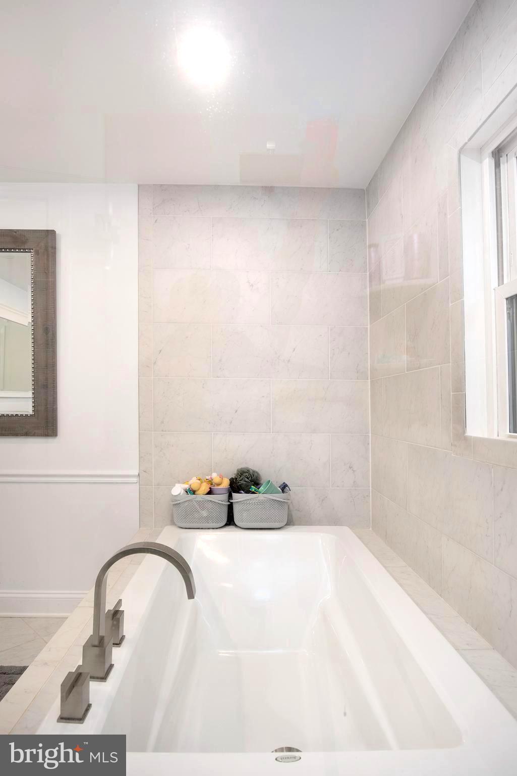 8276 Broad Neck Road Chestertown, MD 21620 - Photo 36 of 82 Owner's bath