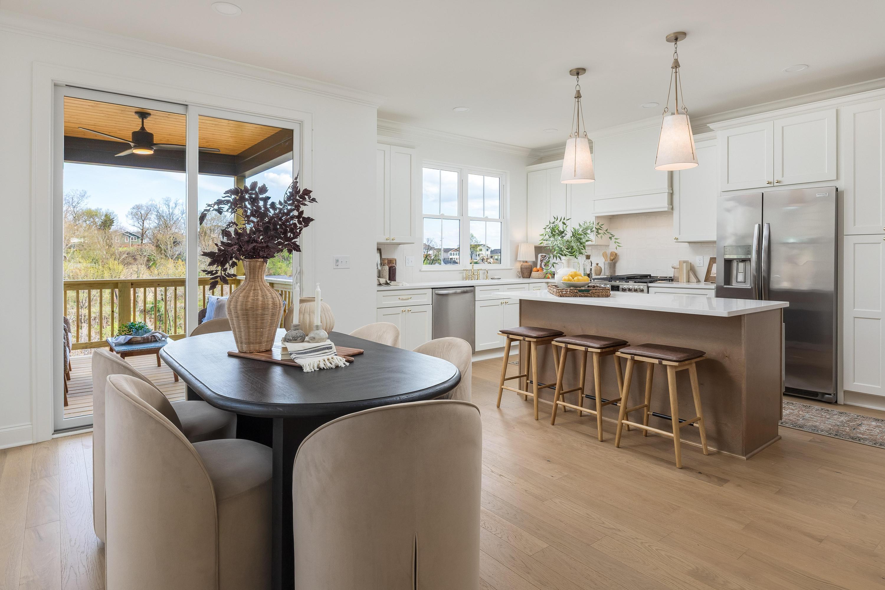 348 Tucker Street Chattanooga, TN 37405 - Photo 11 of 52 2026_03_March_344_Tucker_Str_0011