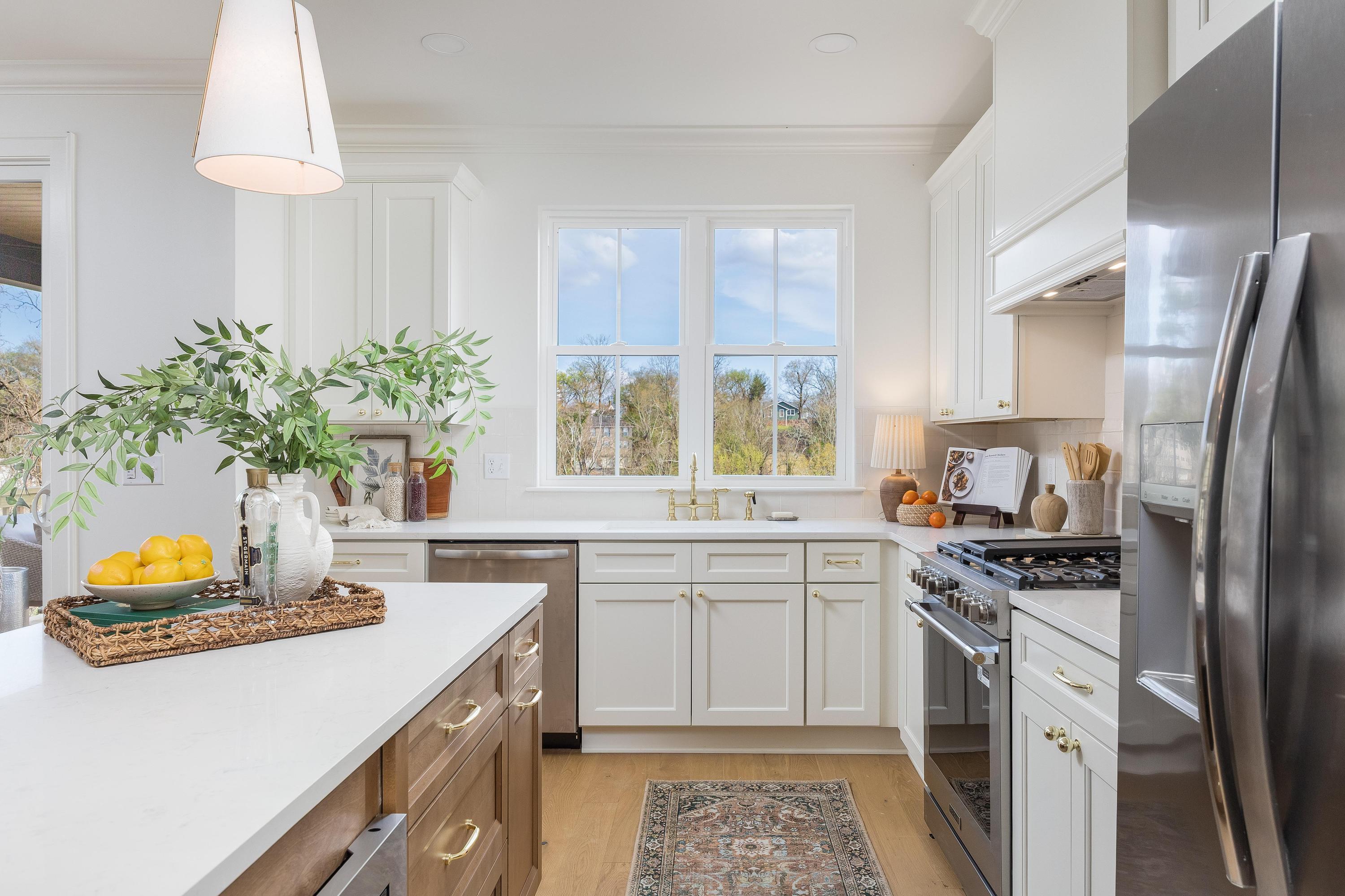 348 Tucker Street Chattanooga, TN 37405 - Photo 17 of 52 2026_03_March_344_Tucker_Str_0013