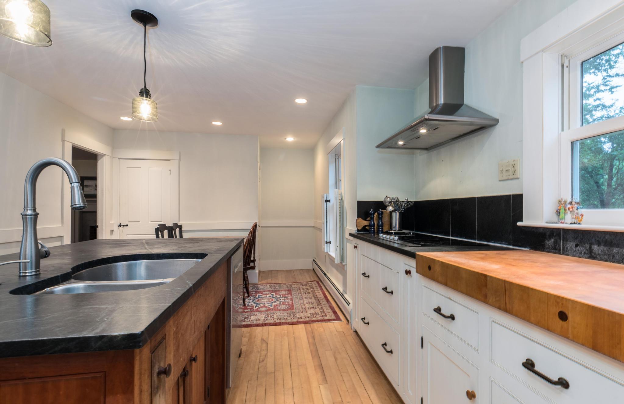 10 Old Sanford Road Berwick, ME 03901 - Photo 5 of 47 081A0020-Edit