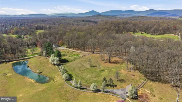 $325,000 | Mcdonalds, Hume, VA 22639