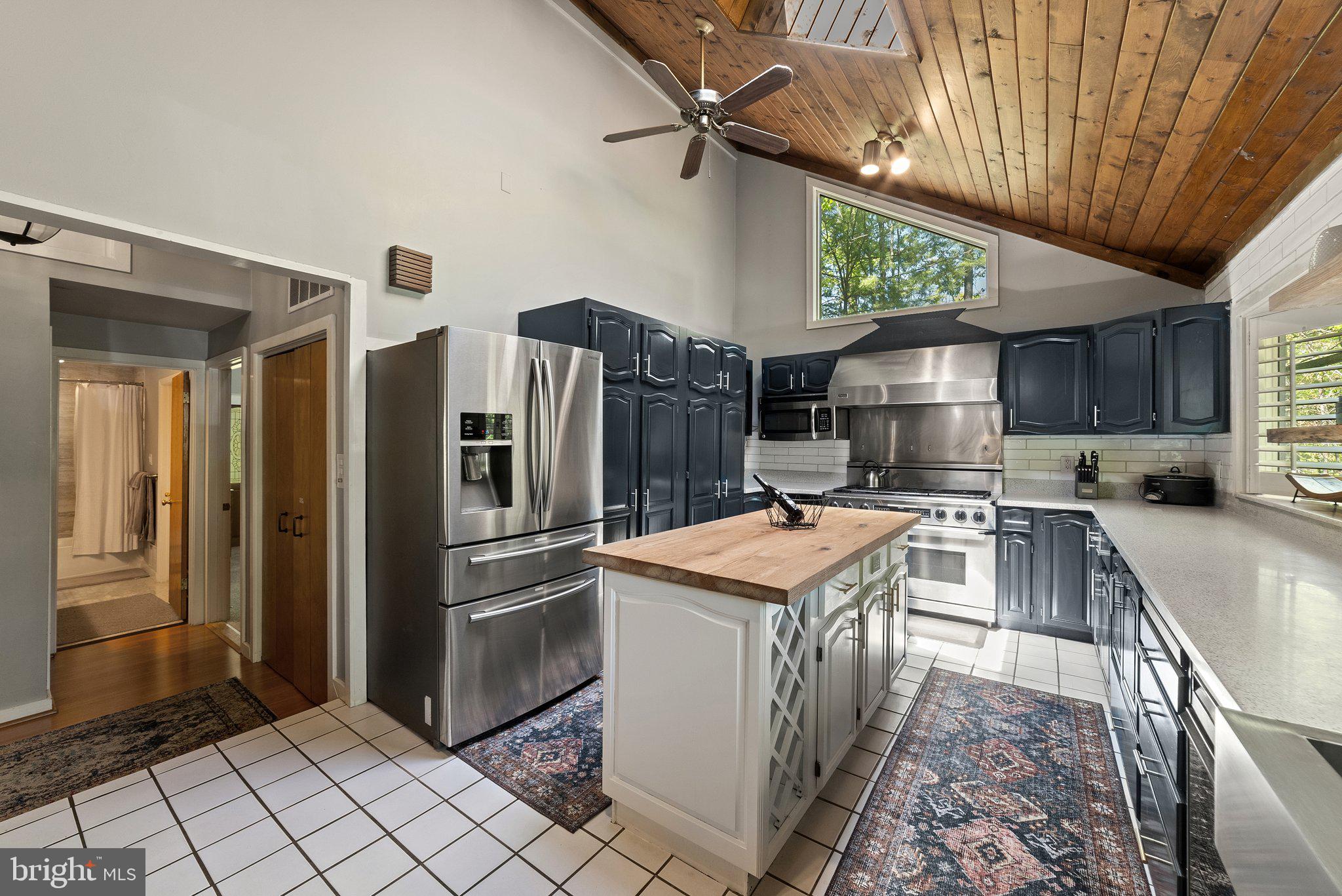 7545 Supinlick Ridge Road Mount Jackson, VA 22842 - Photo 19 of 48 Kitchen