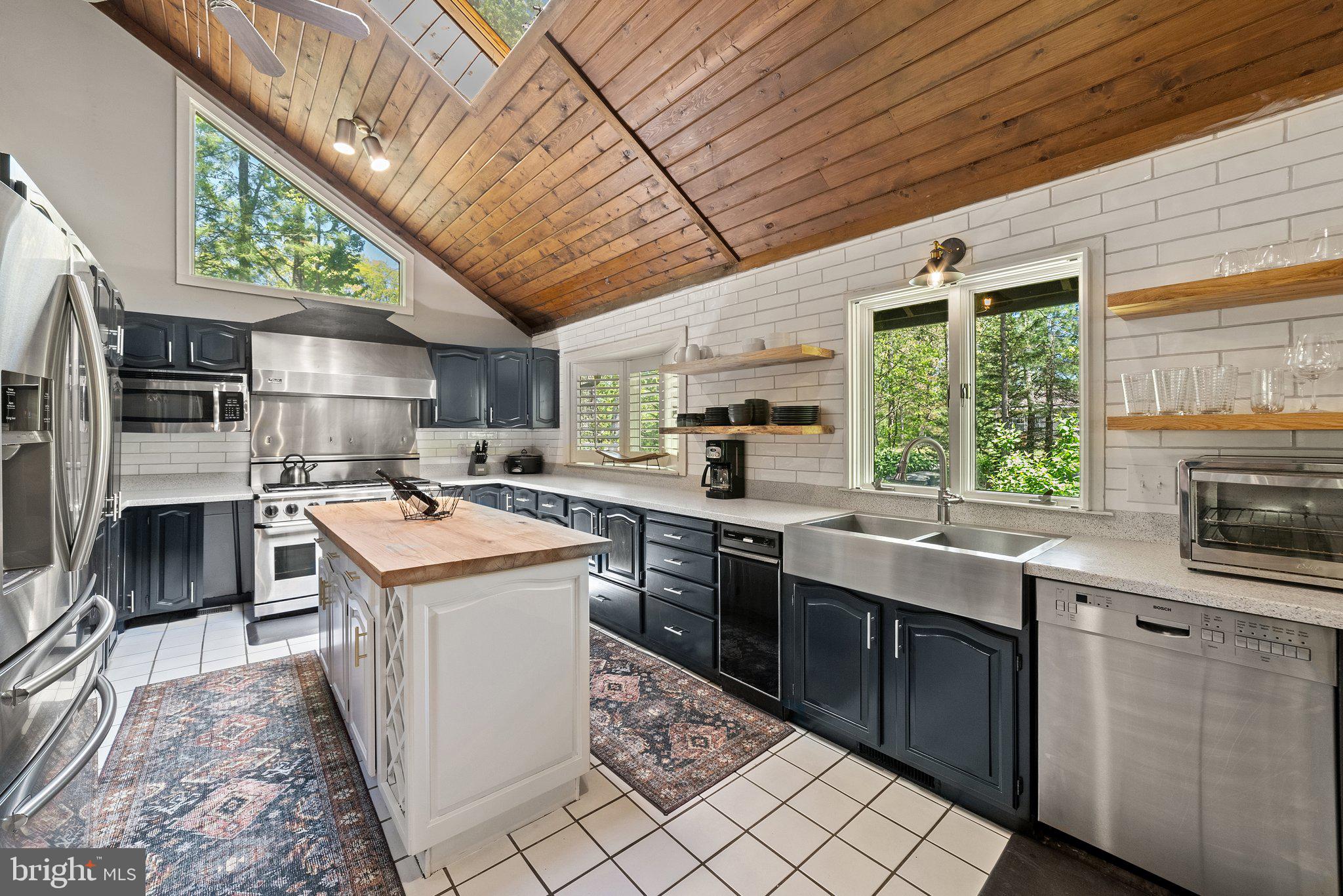 7545 Supinlick Ridge Road Mount Jackson, VA 22842 - Photo 3 of 48 Spacious Kitchen