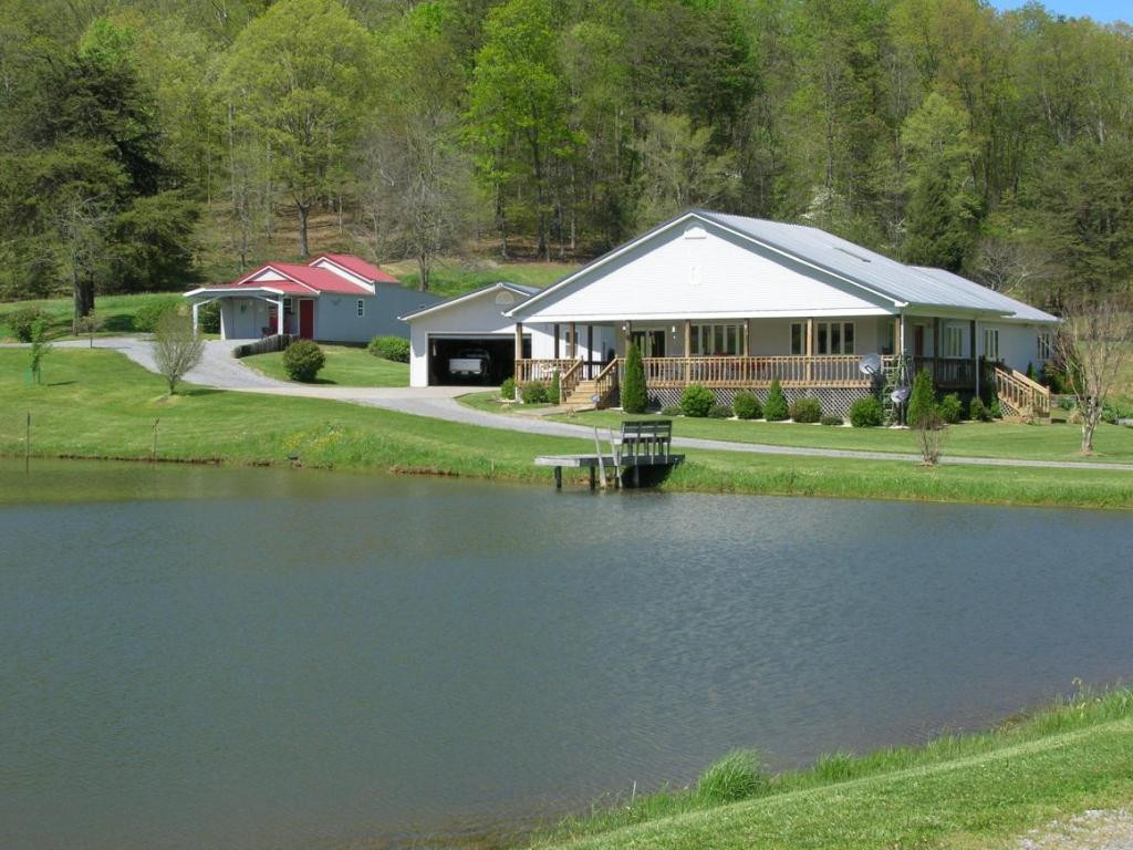 894 Butcher Valley Road Rogersville, TN 37857 - Photo 1 of 23 Photo 1
