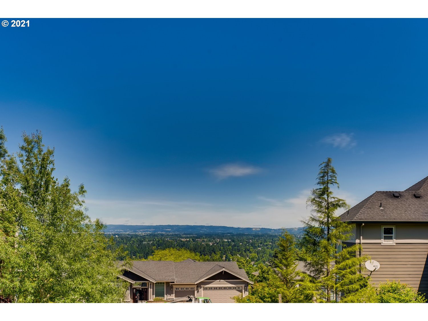 7920 Southwest Miller Hill Road Beaverton, OR 97007 - Photo 23 of 27 Gallery Image 23