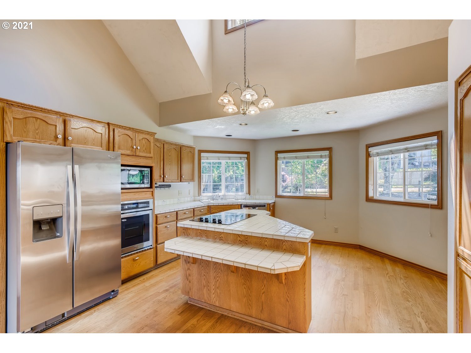 7920 Southwest Miller Hill Road Beaverton, OR 97007 - Photo 10 of 27 Gallery Image 10