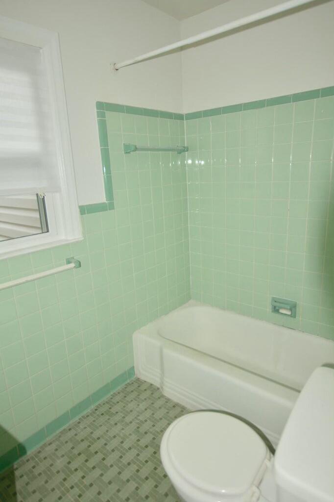 643 Windermere Boulevard, Unit B Charleston, SC 29407 - Photo 8 of 15 tempImageShYYMB