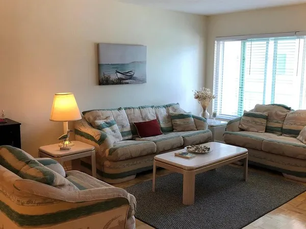 $1,525 | 2071 Australia Way West, Unit 29, Clearwater, FL 33763