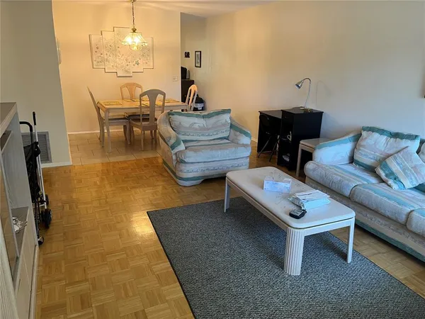 $1,525 | 2071 Australia Way West, Unit 29, Clearwater, FL 33763