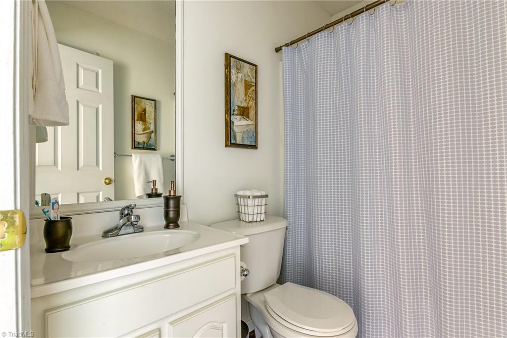 5465 Springhouse Farm Road Winston-Salem, NC 27107 - Photo 10 of 15 Gallery Image 10