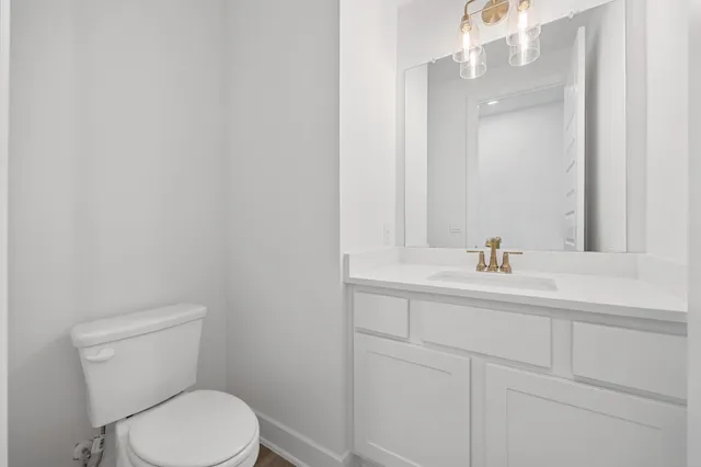 $699,880 | 7413 Desert Needle Drive, Lago Vista, TX 78645