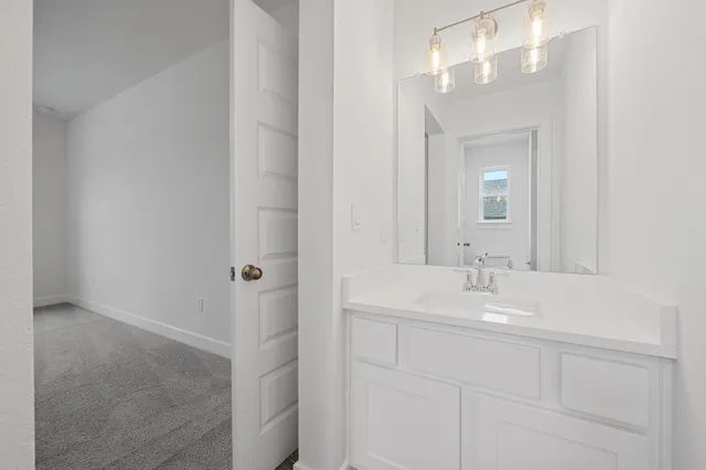 $699,880 | 7413 Desert Needle Drive, Lago Vista, TX 78645