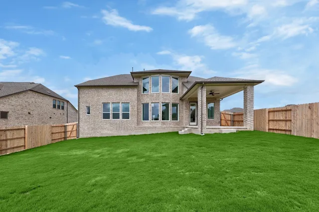 $699,880 | 7413 Desert Needle Drive, Lago Vista, TX 78645