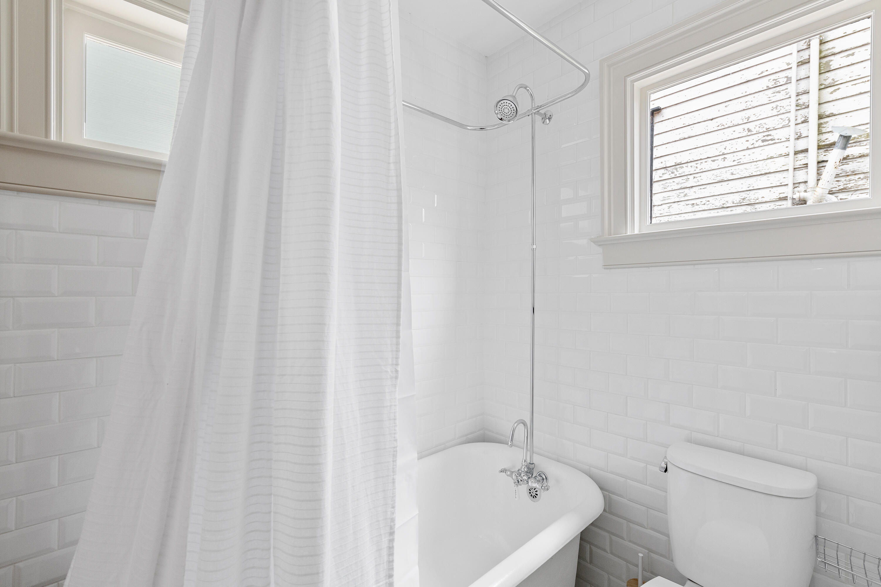 56 Bull Street Charleston, SC 29401 - Photo 24 of 26 047-56BullSt-Charleston-SC-29401-Edit-Ai
