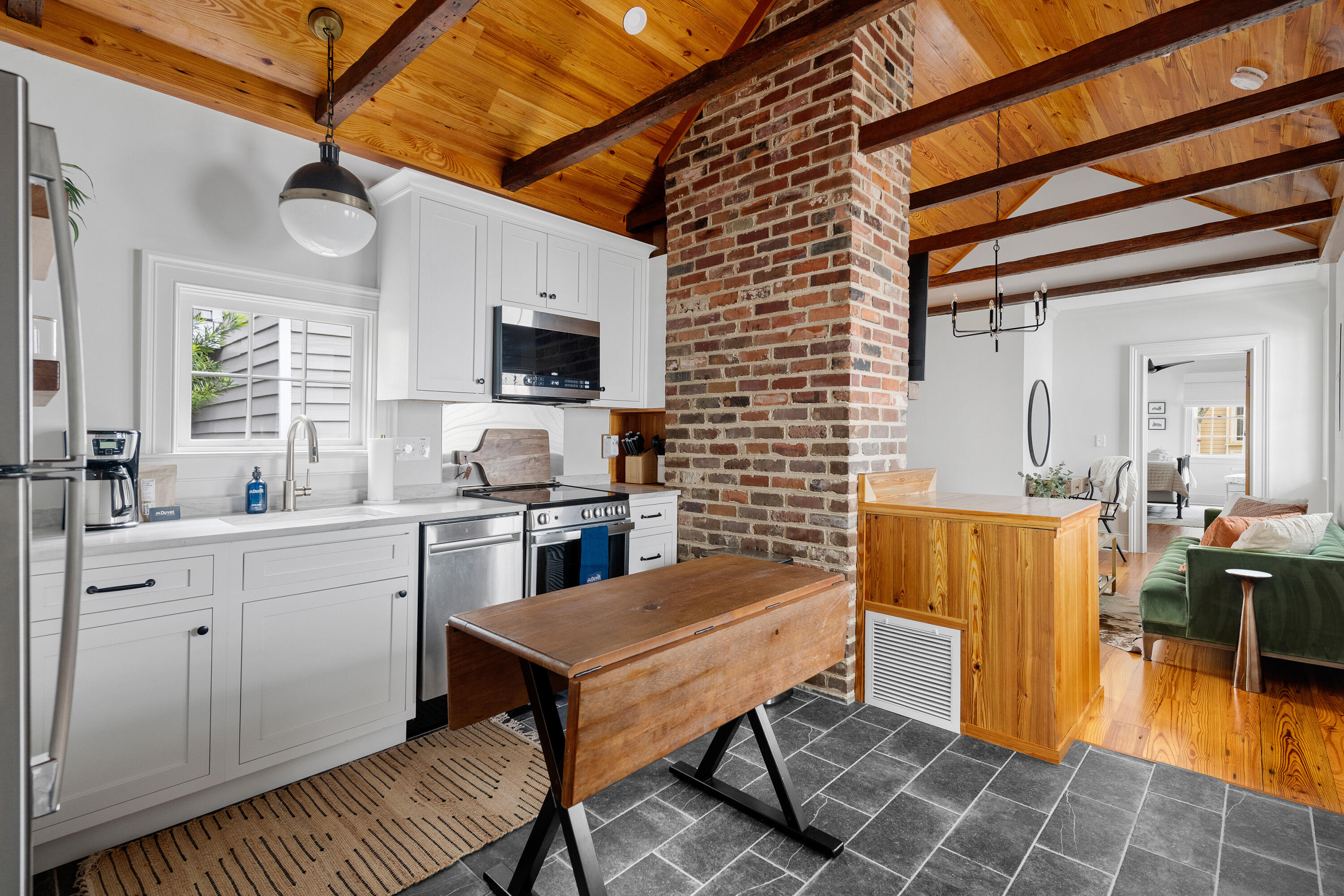 56 Bull Street Charleston, SC 29401 - Photo 10 of 26 016-56BullSt-Charleston-SC-29401-Edit-Ai
