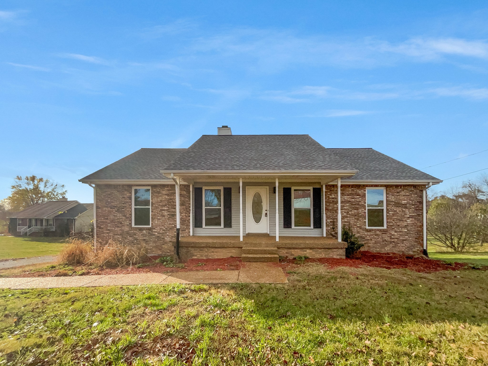 2222 Battle Creek Road Springfield, TN 37172 - Photo 13 of 17 front view of a house with a yard