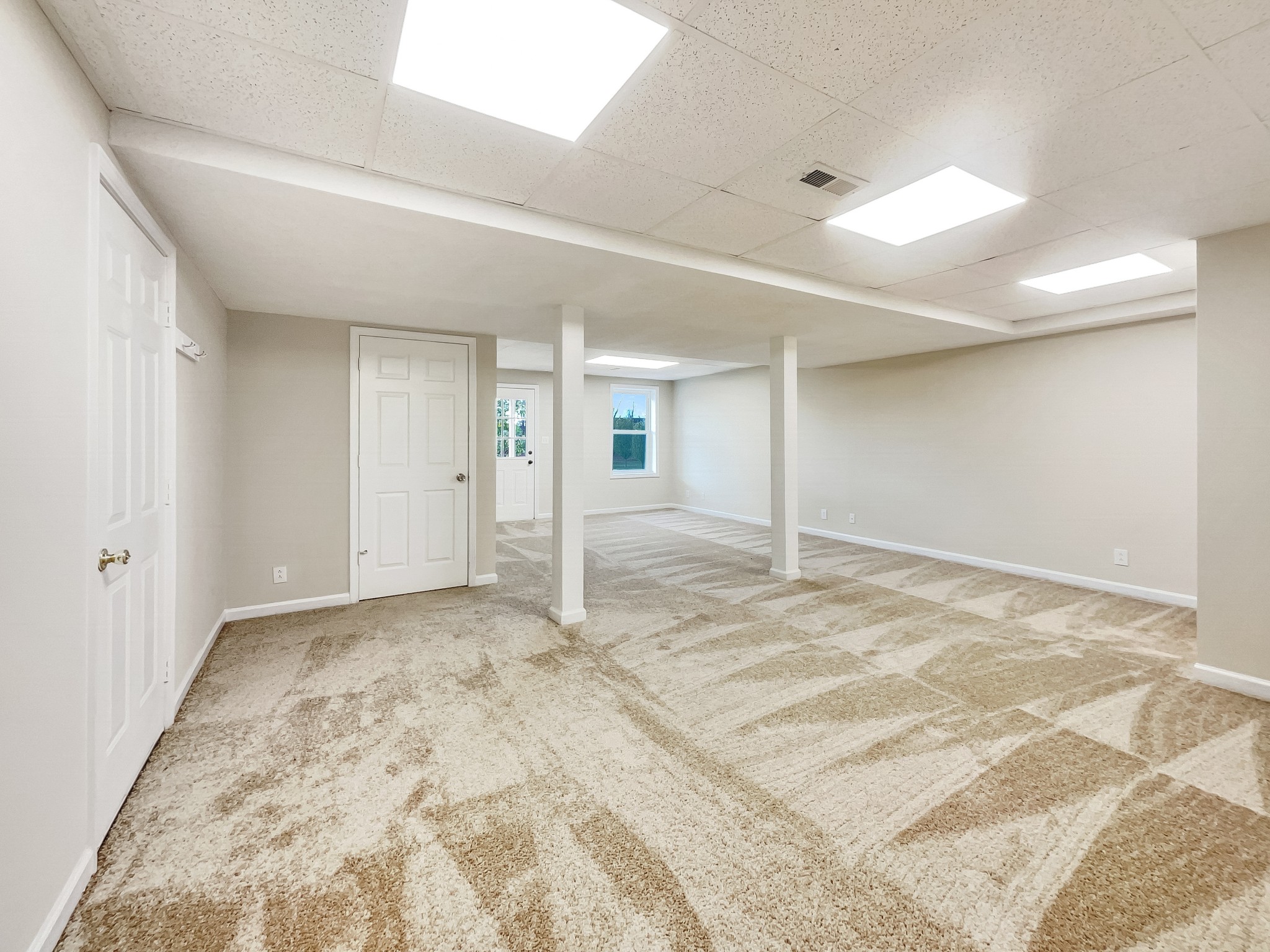 2222 Battle Creek Road Springfield, TN 37172 - Photo 8 of 17 a view of an empty room