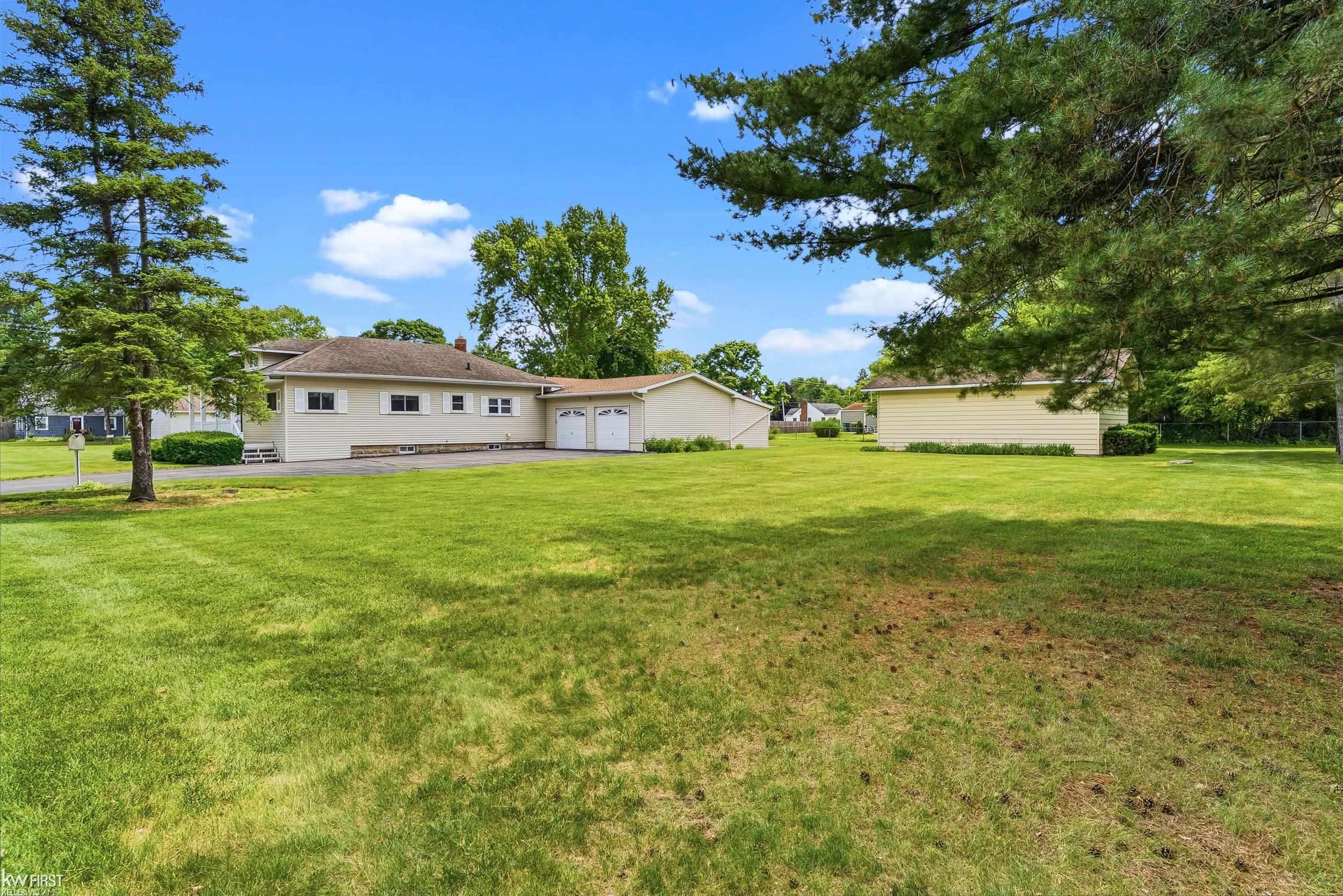 1018 Mildred Street Flushing, MI 48433 - Photo 36 of 50