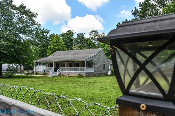 $485,000 | 10002 Buckskin Trail, Gloucester, VA 23061