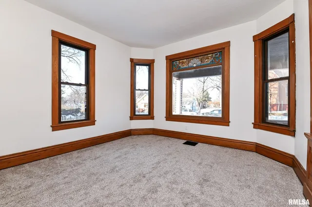 $189,900 | 412 Washington Street, Pekin, IL 61554