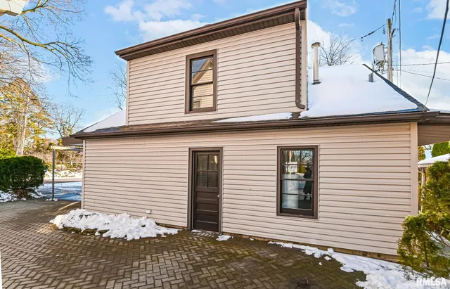 $189,900 | 412 Washington Street, Pekin, IL 61554