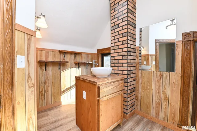 $189,900 | 412 Washington Street, Pekin, IL 61554