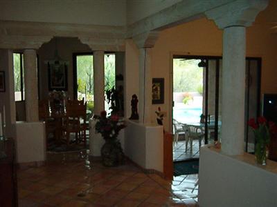 6350 North Valley View Road Tucson, AZ 85718 - Photo 3 of 9 Gallery Image 3