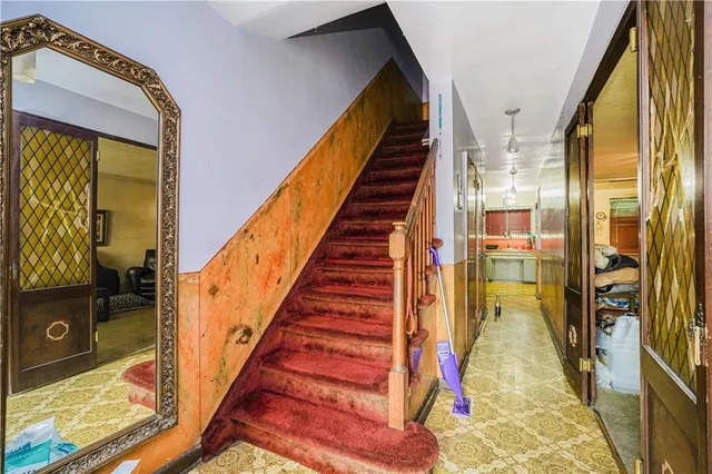 a view of an entryway