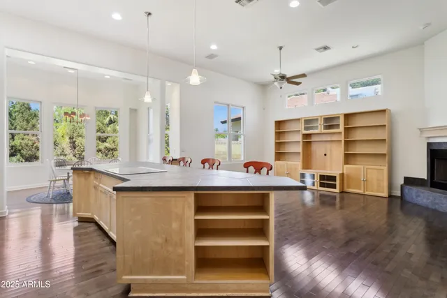 $1,490,000 | 316 East Bethany Home Road, Unit 10, Phoenix, AZ 85012