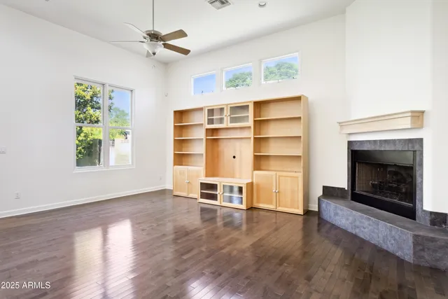 $1,490,000 | 316 East Bethany Home Road, Unit 10, Phoenix, AZ 85012