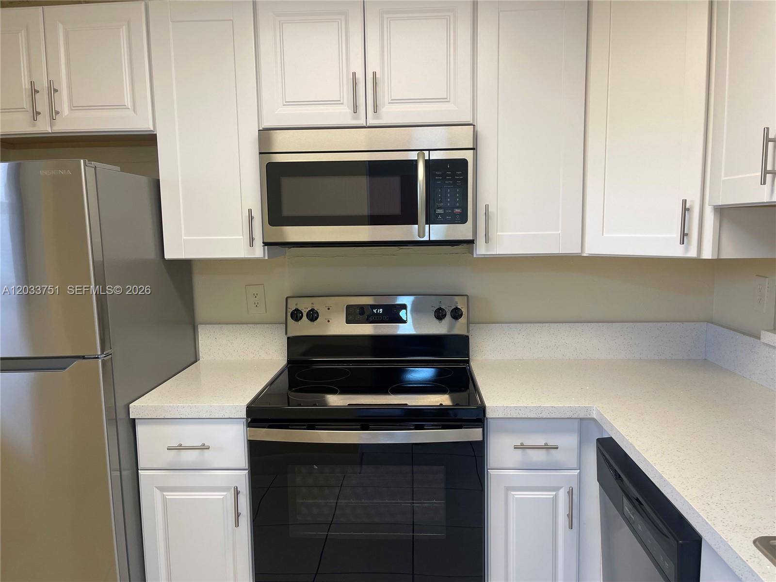 3252 Foxcroft Road, Unit 307 Miramar, FL 33025 - Photo 9 of 41