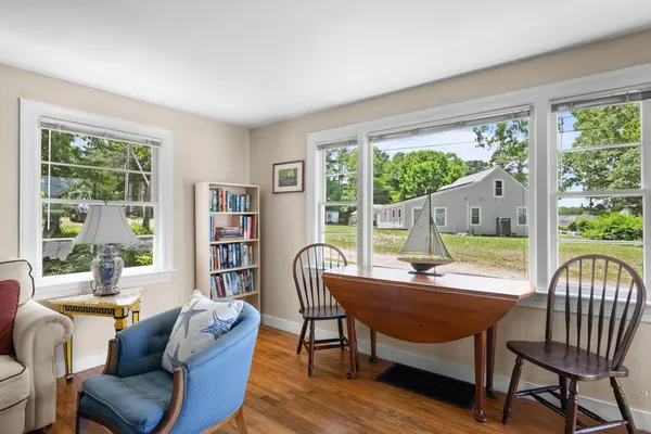 $524,900 | 22 Wallace Point, Buzzards Bay, MA 02532