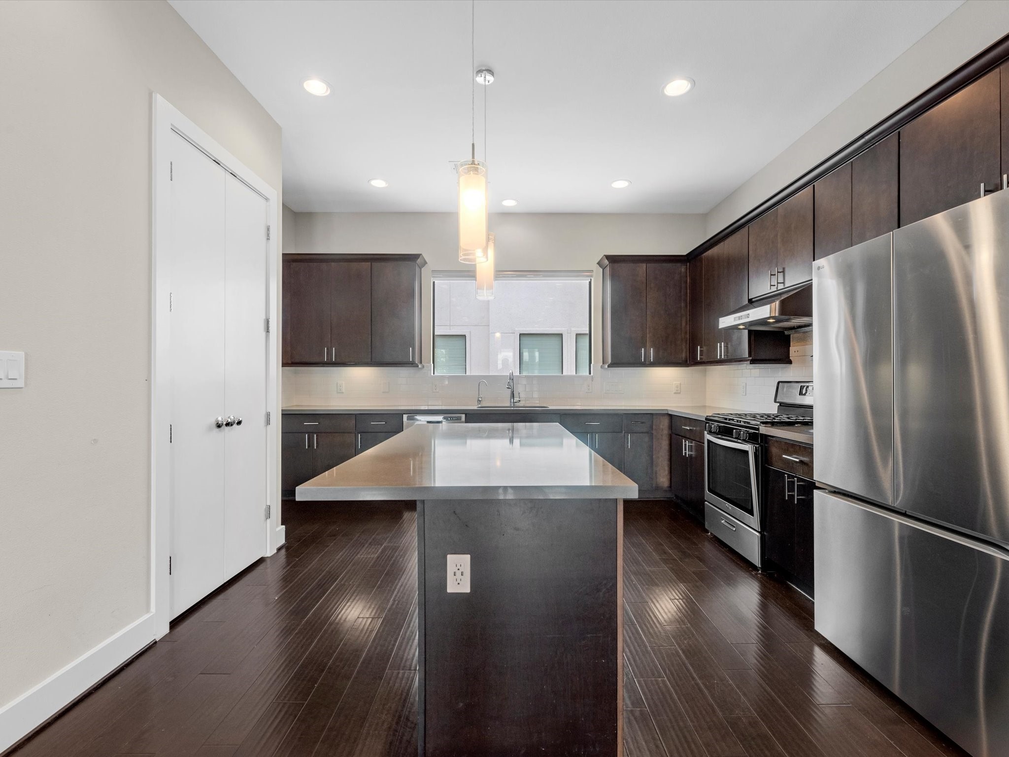 1615 Milby Street, Unit B Houston, TX 77003 - Photo 7 of 22