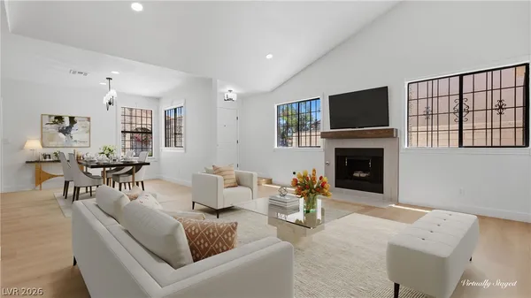 $314,999 | 251 North Cimarron Road, Las Vegas, NV 89145
