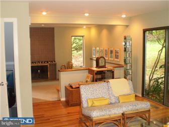 438 Round Hill Road Wayne, PA 19087 - Photo 4 of 12 Family Room