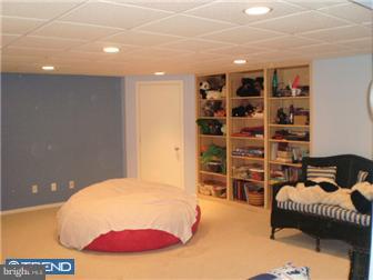 438 Round Hill Road Wayne, PA 19087 - Photo 8 of 12 Basement - Finished