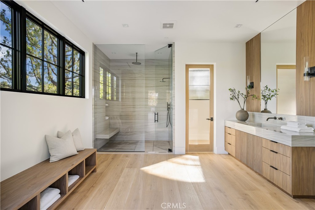 24341 Rolling View Road Hidden Hills, CA 91302 - Photo 23 of 41 Gallery Image 23