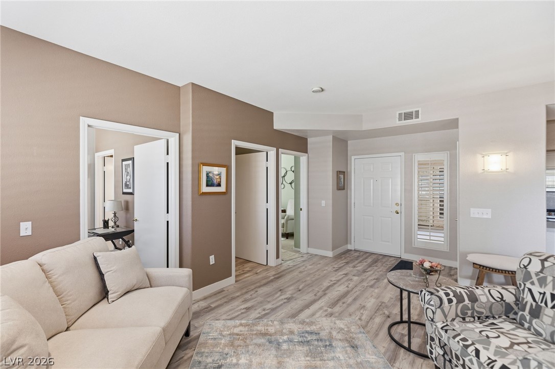 8725 West Flamingo Road, Unit 102 Las Vegas, NV 89147 - Photo 9 of 35 Gallery Image 9
