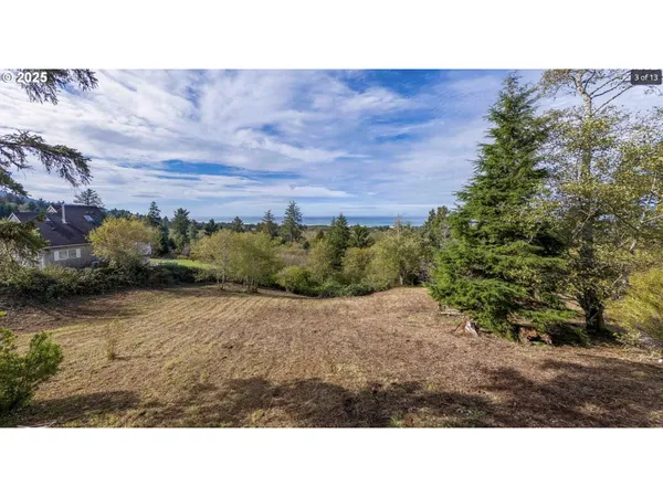 $395,000 | 57 Surf View Drive, Neskowin, OR 97149
