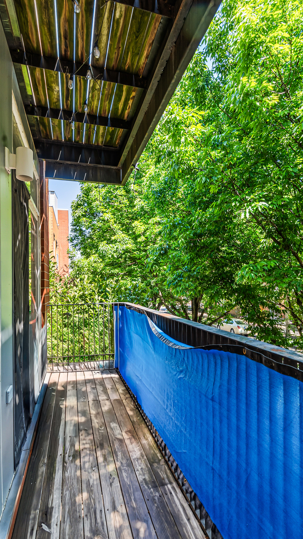 2220 West Maypole Avenue, Unit 202 Chicago, IL 60612 - Photo 8 of 24