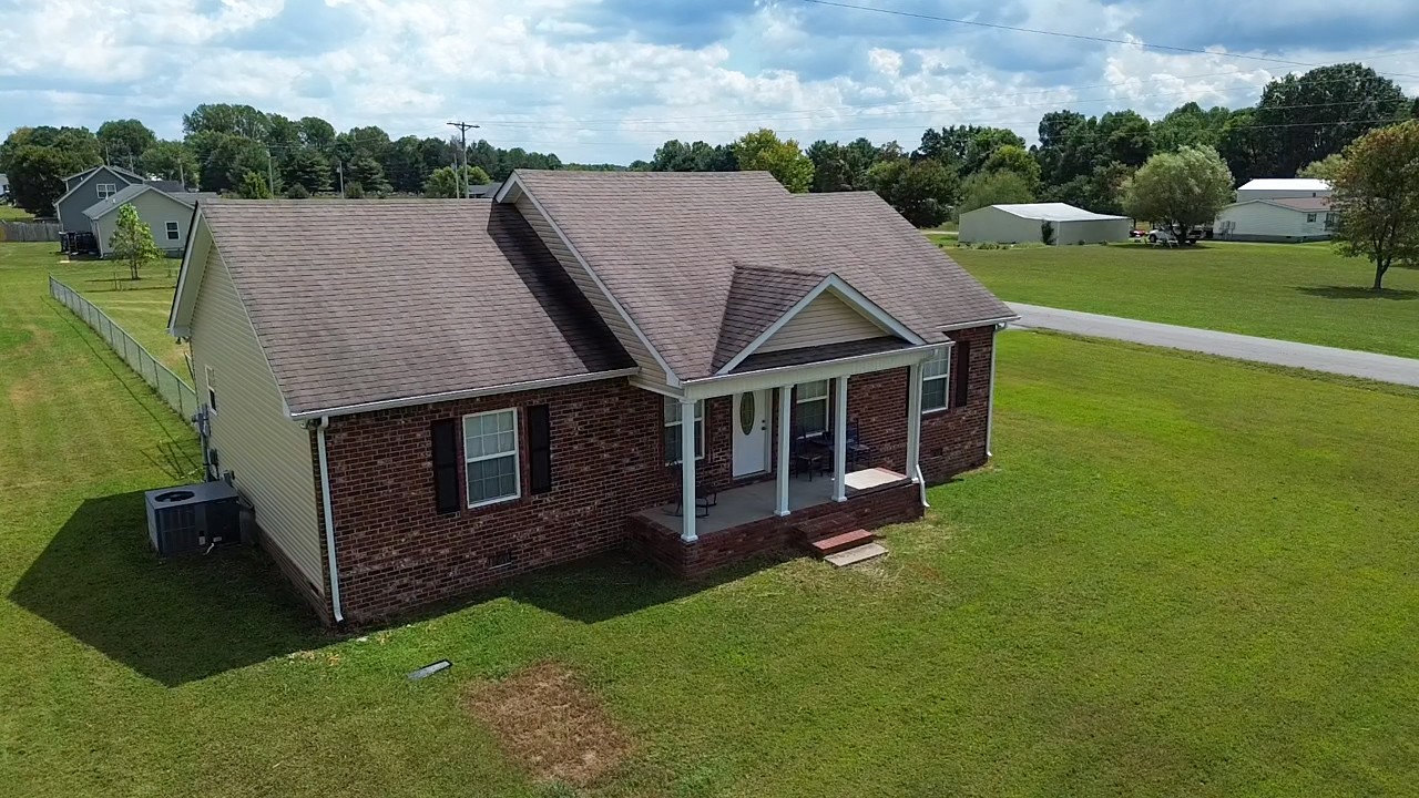 890 Mt Vernon Road Bethpage, TN 37022 - Photo 32 of 34 an aerial view of a house