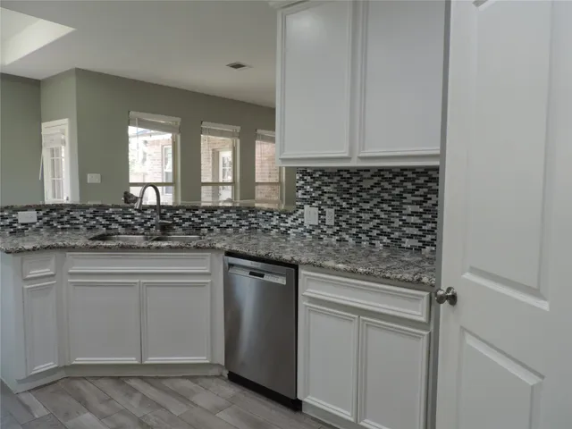 $2,300 | 2730 North Colosseum Court, New Caney, TX 77357