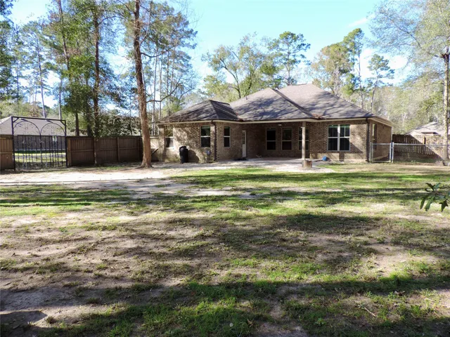 $2,300 | 2730 North Colosseum Court, New Caney, TX 77357
