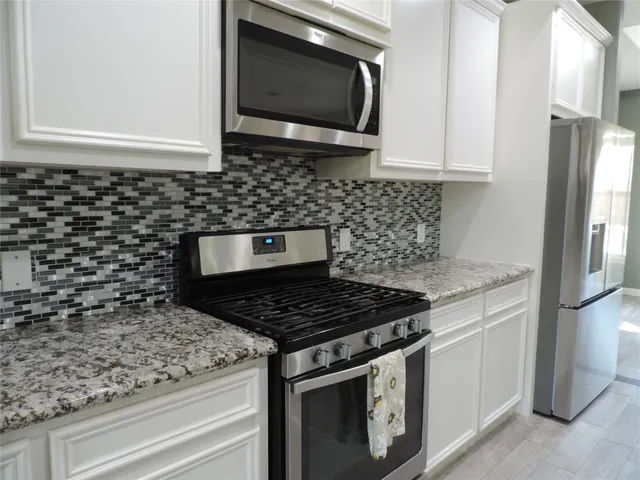 $2,300 | 2730 North Colosseum Court, New Caney, TX 77357