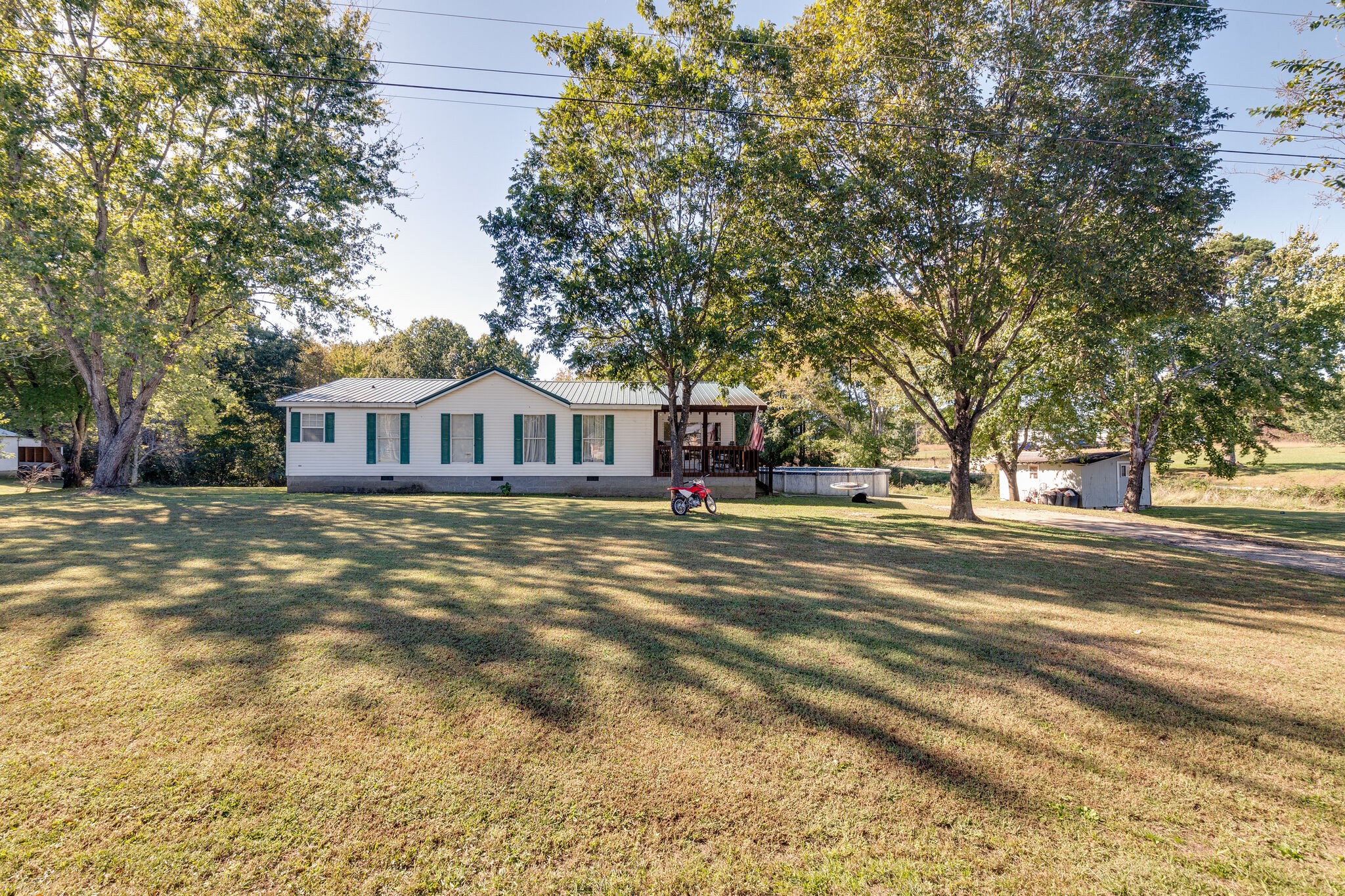 137 Mercer Road Hohenwald, TN 38462 - Photo 1 of 28 Gallery Image 1